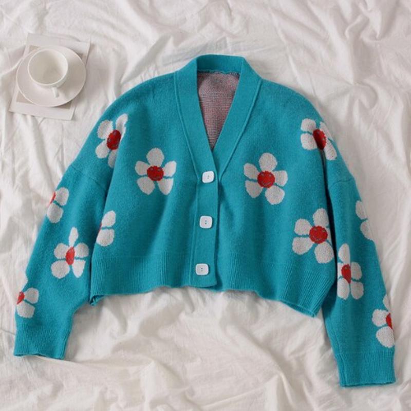 Cute and Preppy Floral Crop Top Cardigan 5