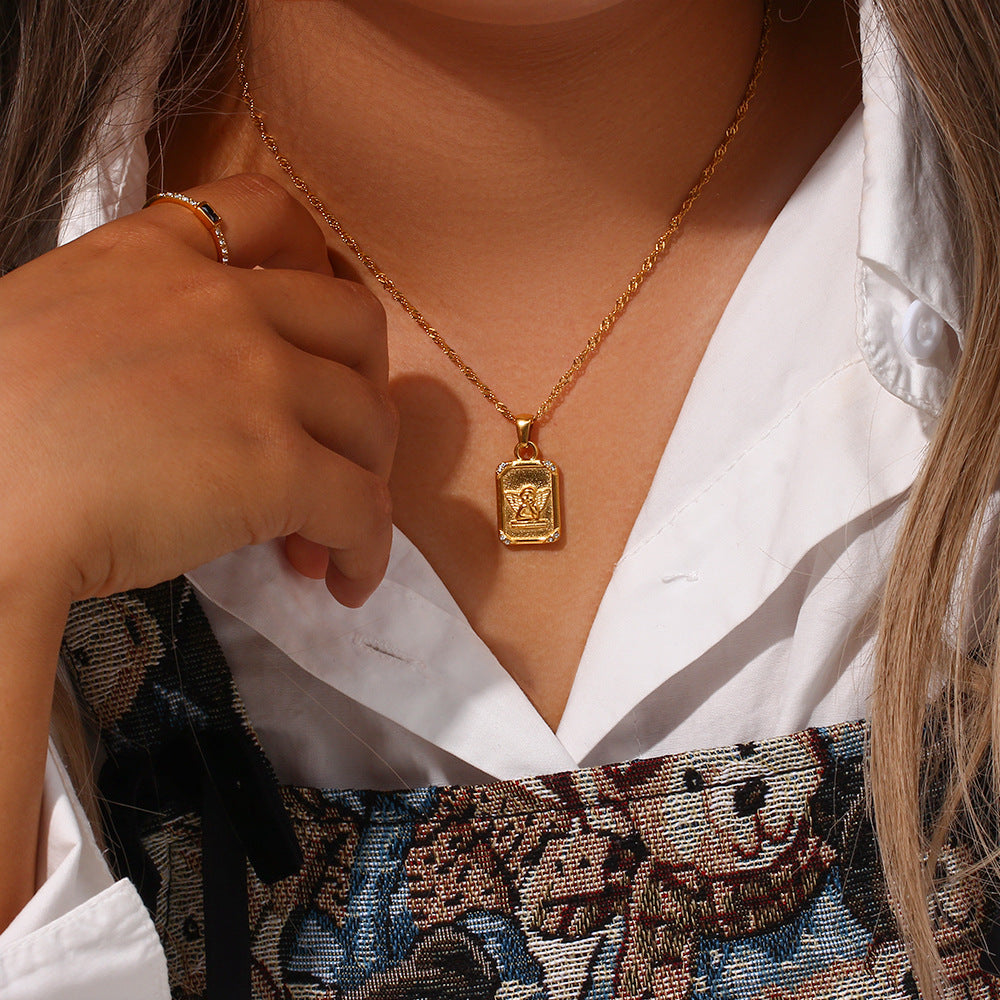 Elegant 18K Gold Necklace with Angel Pendant – Waterproof and Hypoallergenic 2