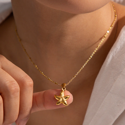 Elegant 18k Gold-Plated Starfish Pendant Necklace – Waterproof and Hypoallergenic Jewelry 1