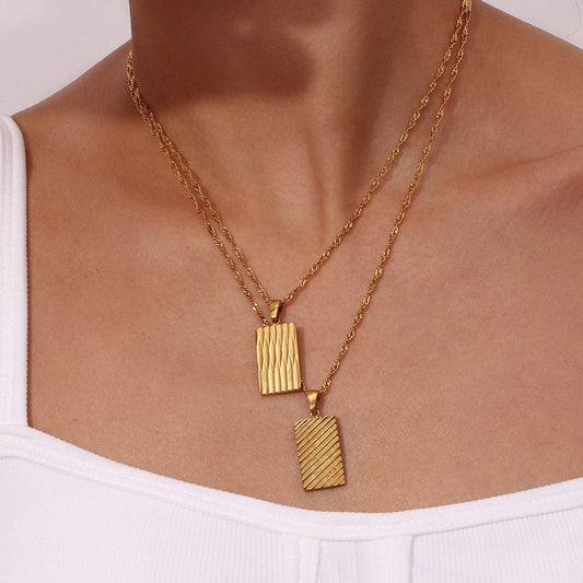 Elegant 18k Gold Necklace with Rectangular Pendant – Waterproof and Hypoallergenic 1