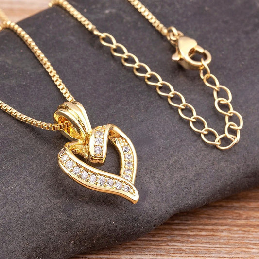 Elegant Diamond Heart Pendant Necklace with Adjustable Chain – Romantic Jewelry for Women