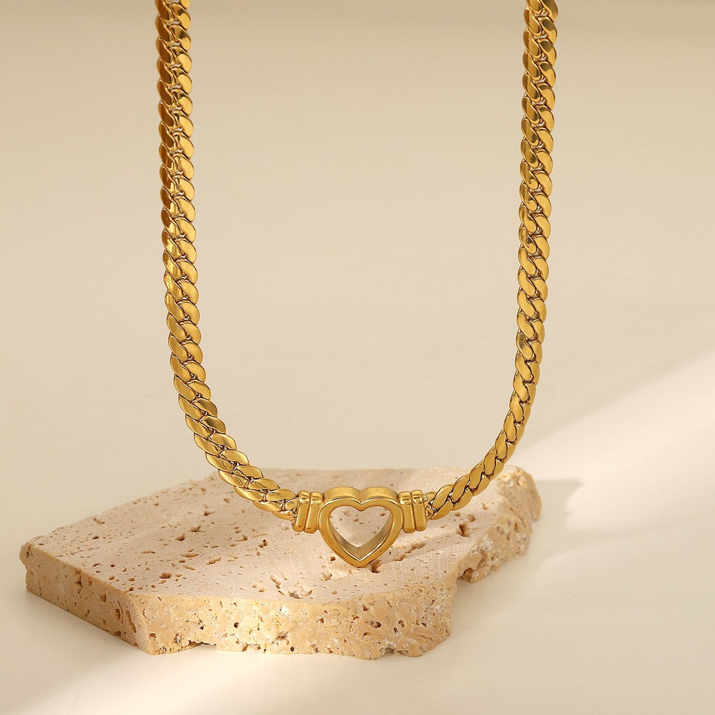 Elegant Gold Heart Choker Necklace – Minimalist 17-Inch Design, Hypoallergenic Stainless Steel with Extension 4