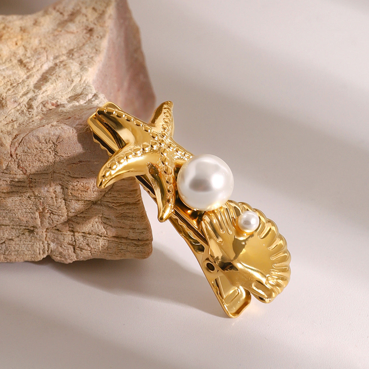 Elegant Gold Seashell Hair Clip with Freshwater Pearl and Starfish Design – Hypoallergenic and Waterproof 4