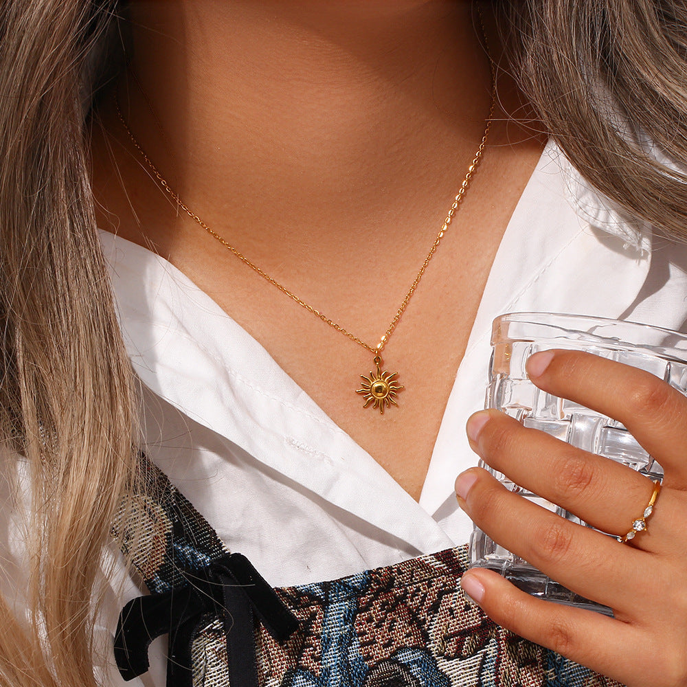 Elegant Sun Necklace in 18K Gold Finish – Hypoallergenic Stainless Steel Jewelry 2