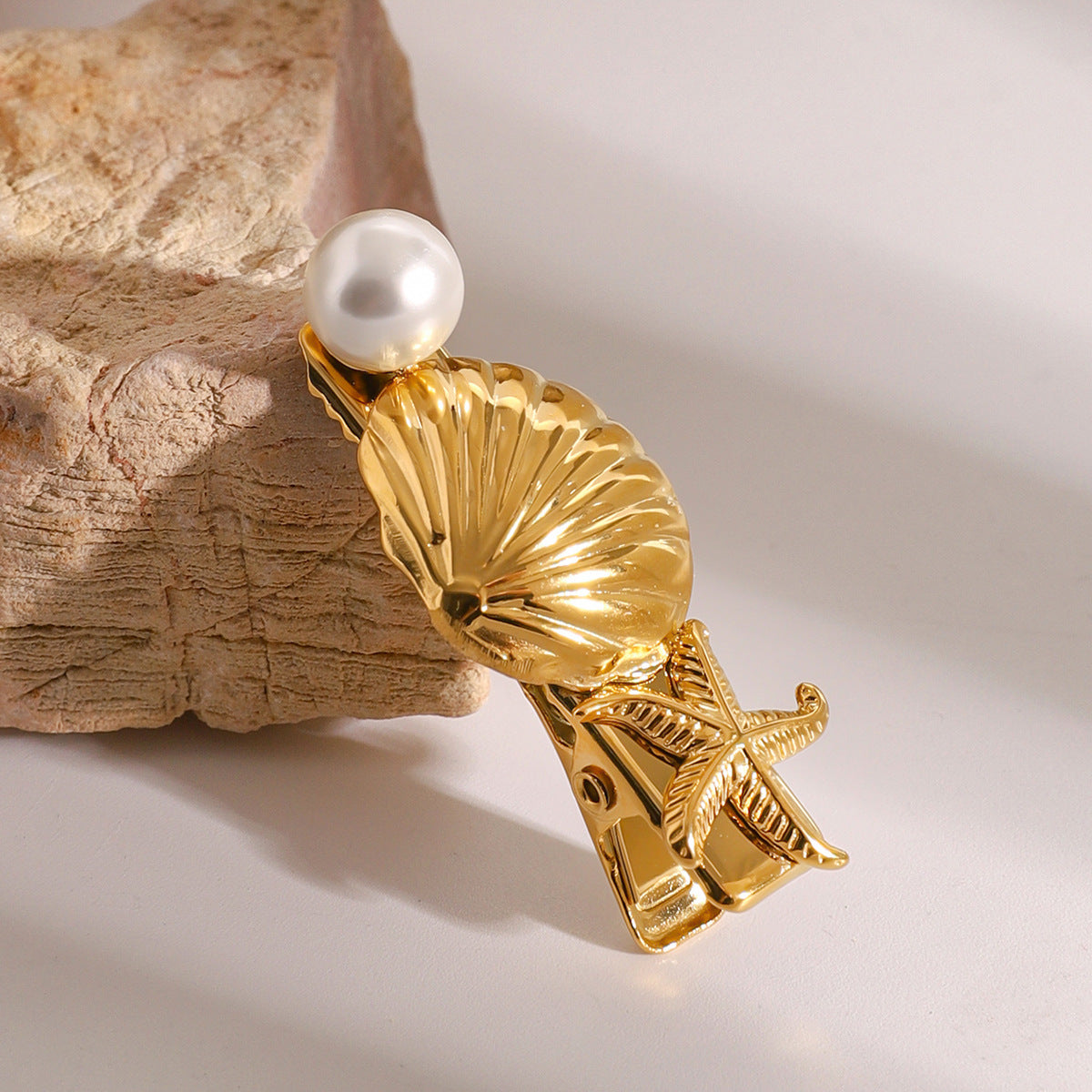 Gold Hair Clip with Freshwater Pearl and Seashell Design – Hypoallergenic, Waterproof, Ocean-Inspired Women's Hair Accessory 7