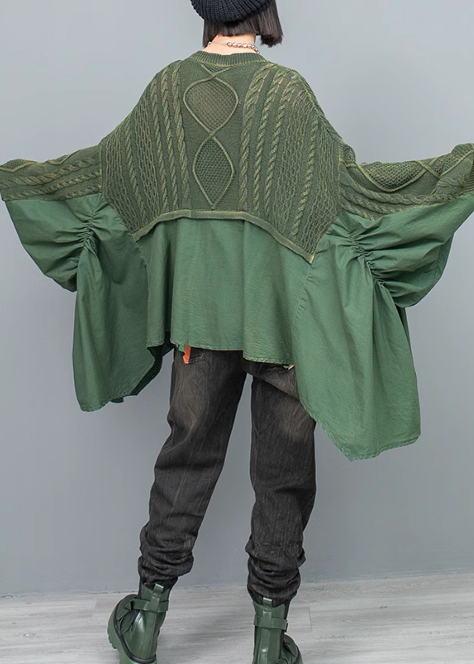 Women's Pullover Sweater Green Knit V-Neck Ruffled Batwing Sleeve - 4