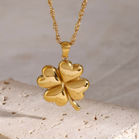 Minimalist 18k Gold Clover Necklace for Women – Hypoallergenic, Waterproof Everyday Jewelry 1