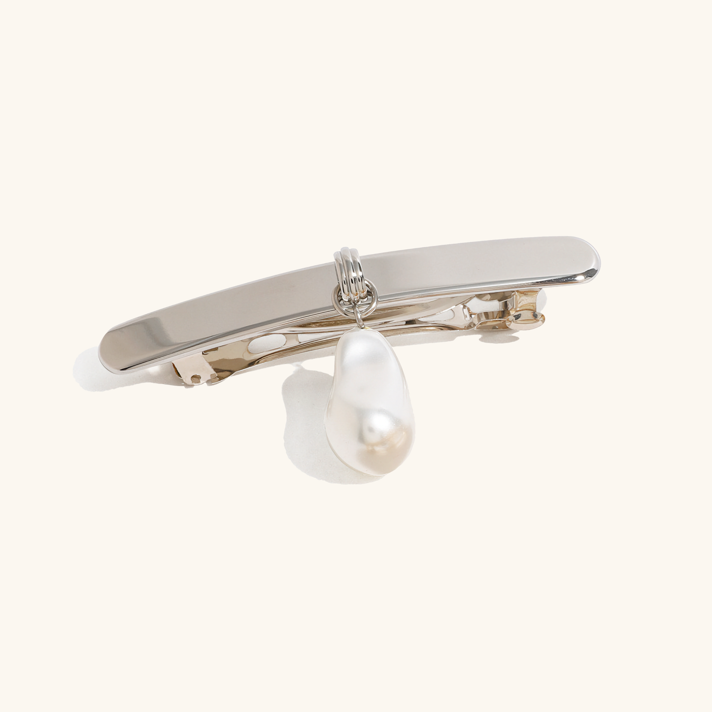 Mirajane Pearl Hair Clip – 18k Gold-Plated Stainless Steel with Freshwater Pearl 2