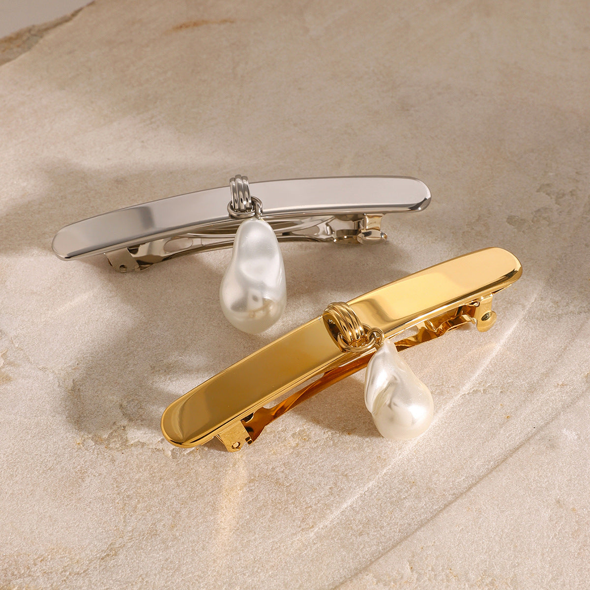 Mirajane Pearl Hair Clip – 18k Gold-Plated Stainless Steel with Freshwater Pearl 6