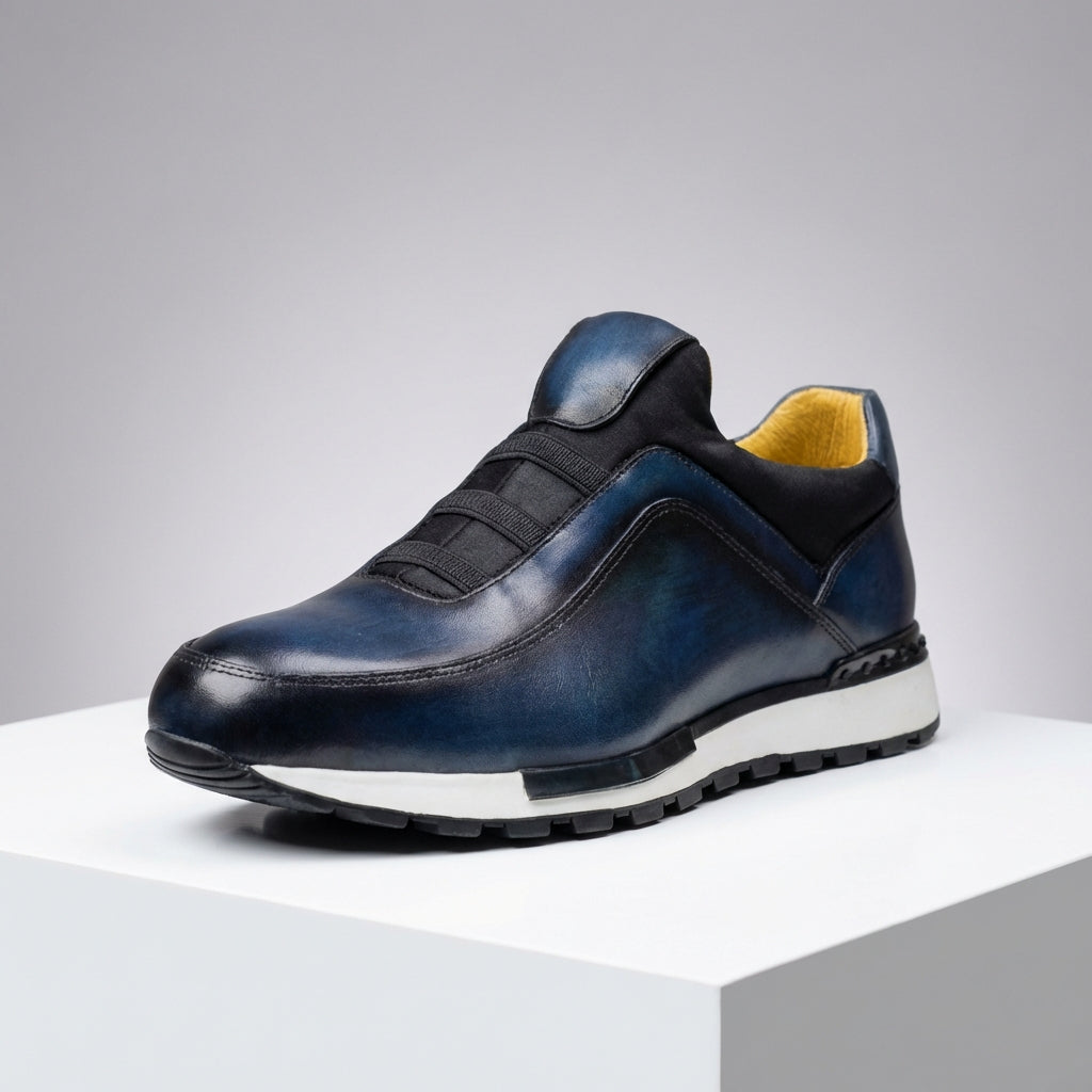 Men's Smooth Cowhide Leather Low-Top Sneakers – scale view | Hensley London