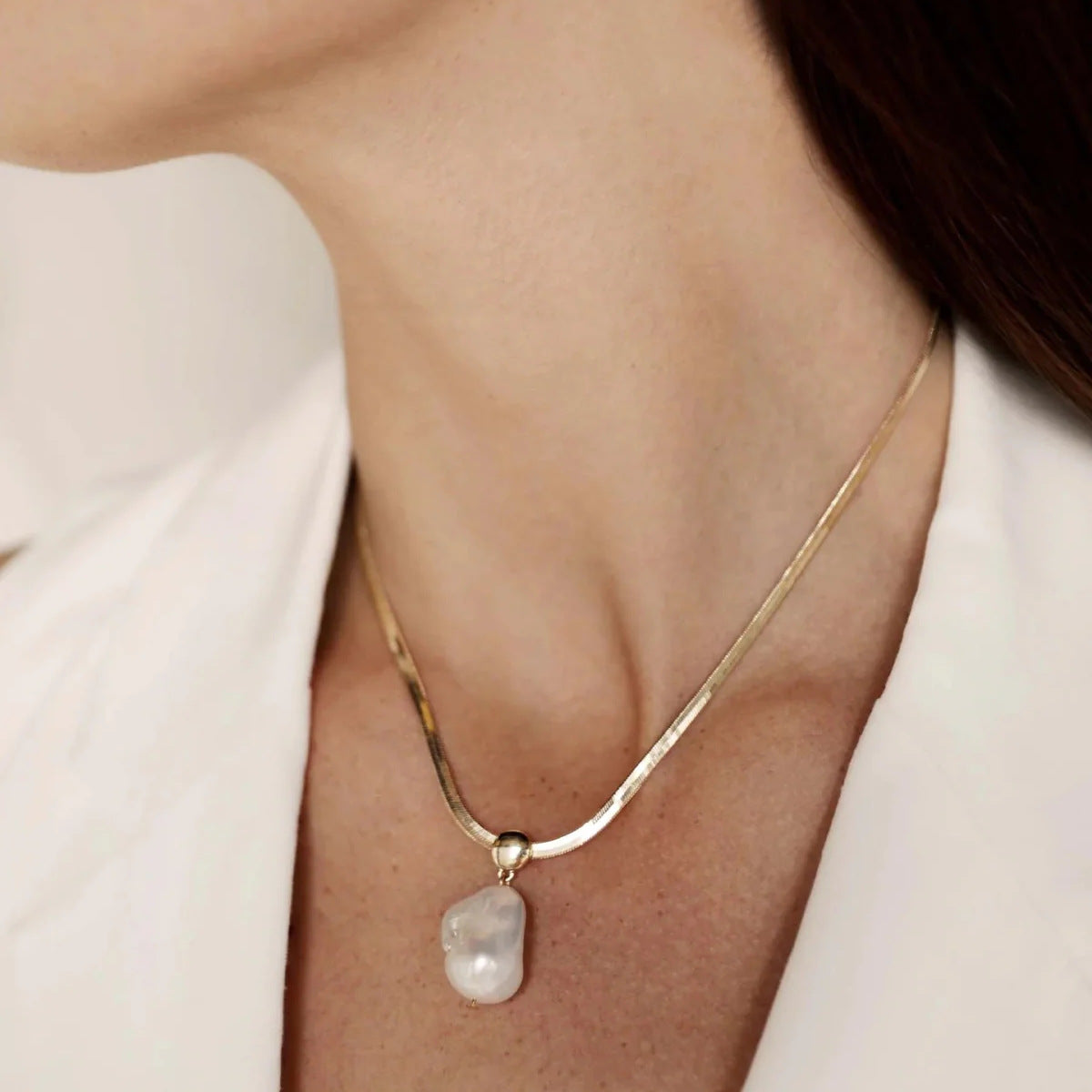 Modern Herringbone Pearl Necklace with 18k Gold Plating – Waterproof and Hypoallergenic 3