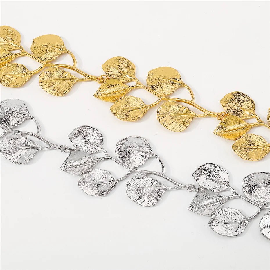 Nature's Leaf Statement Necklace in Gold and Silver – Elegant Organic Design 5