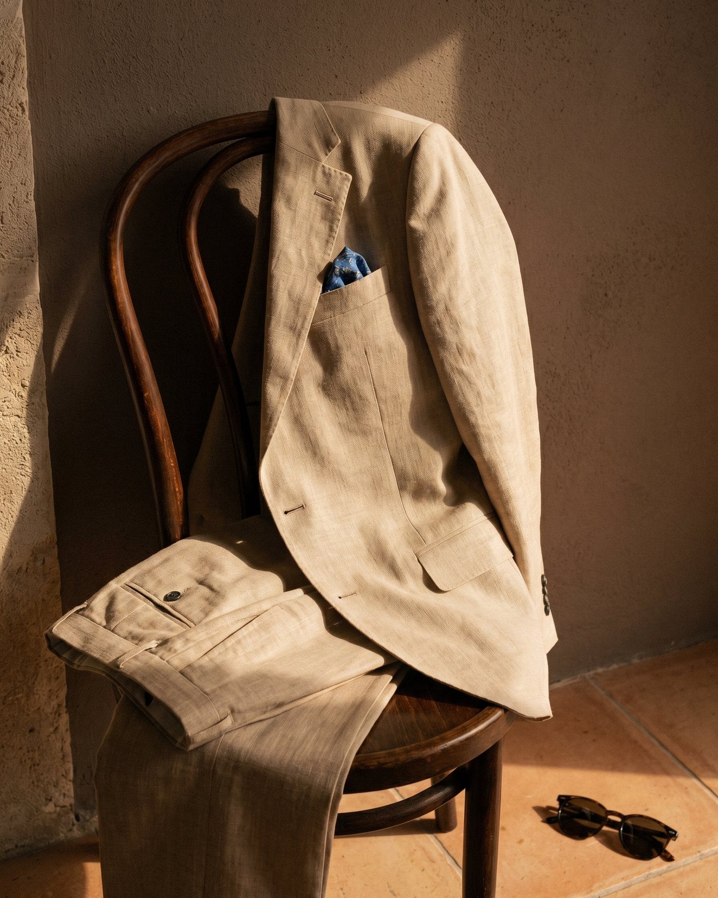 Men's Linen-Blend Two-Piece Suit – styled full look | Hensley London