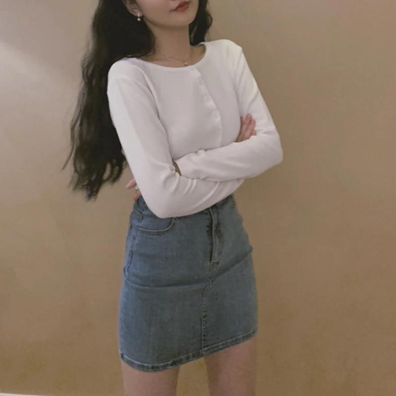 Simple Button-down Crop Top Cardigan 4