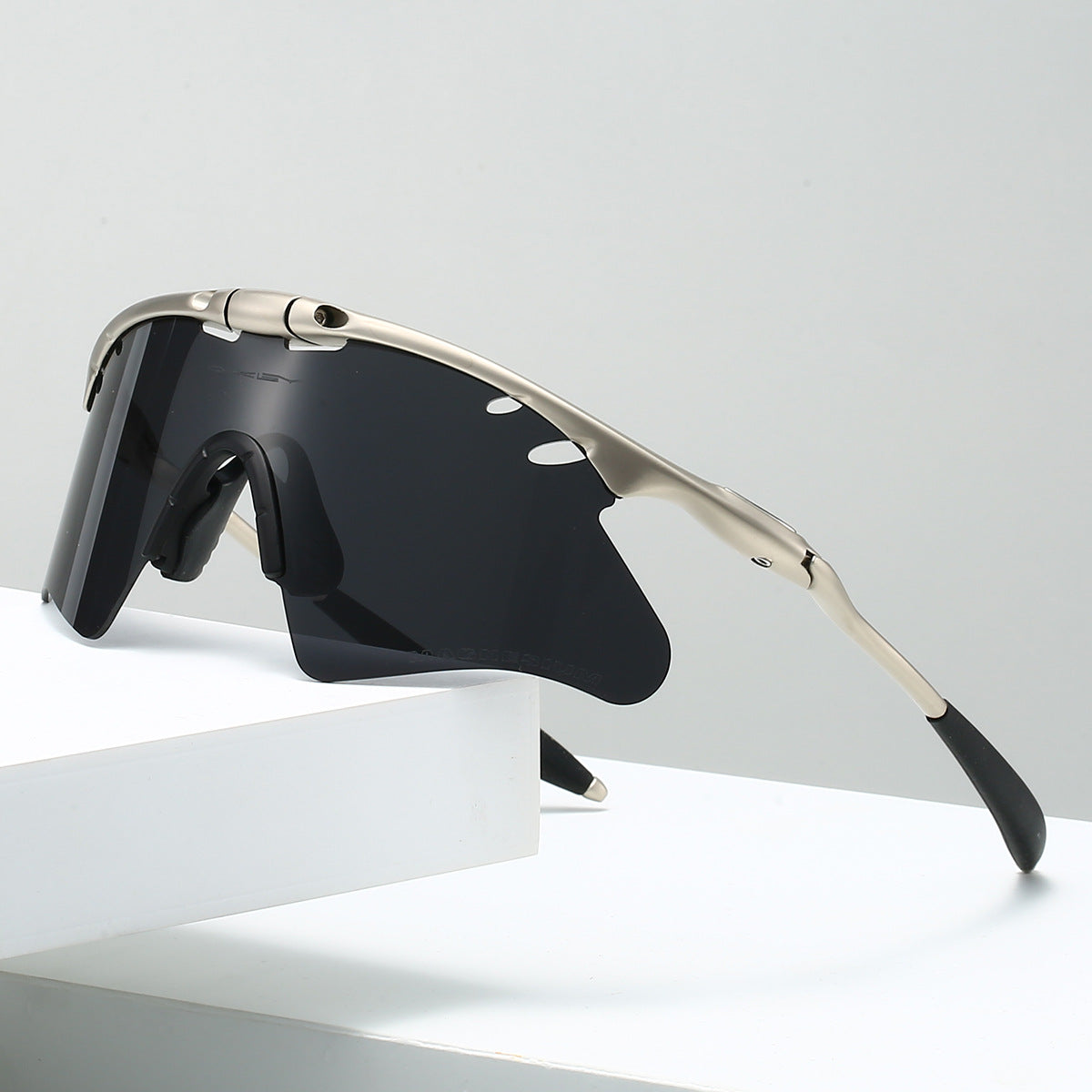 Women's Polarized Rimless Sunglasses in Jet Black – front view | Hensley London