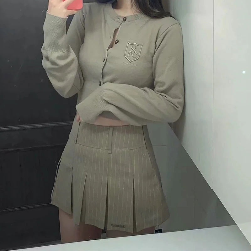 Vintage Pleated High Waist Skirts and Long Sleeve Sweater Tops 2