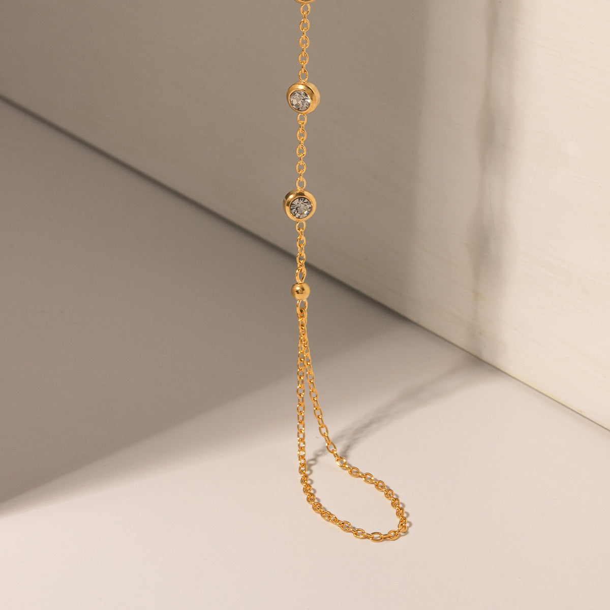 Women's Diamond Hand Chain Gold Stainless Steel 7