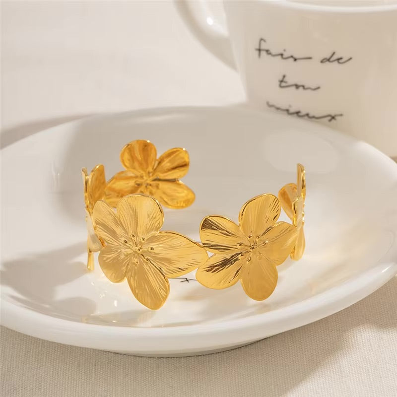Women's Floral Bangle Gold Stainless Steel 4