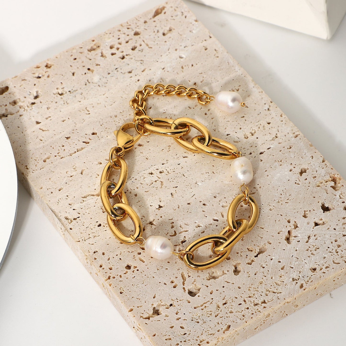 Women's Freshwater Pearl Bracelet Gold Stainless Steel 3