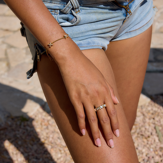 Women's Herringbone Bracelet Gold Stainless Steel with Diamond Simulants 1