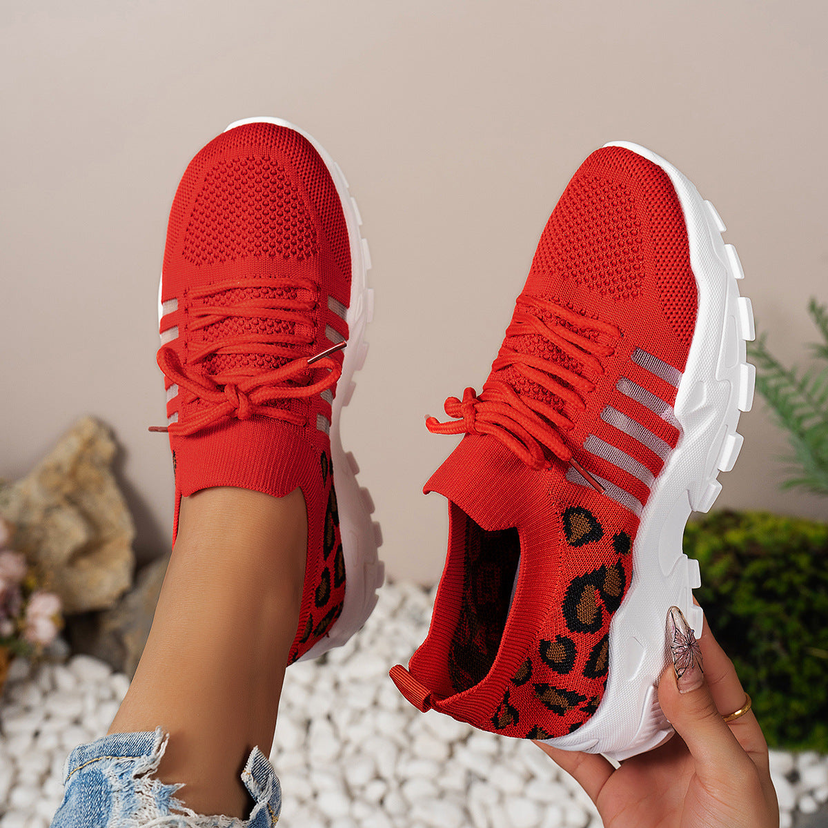 Women’s Low-Top Athletic Sneakers with Flyknit Upper and Wave Sole – Animal Print Design 4