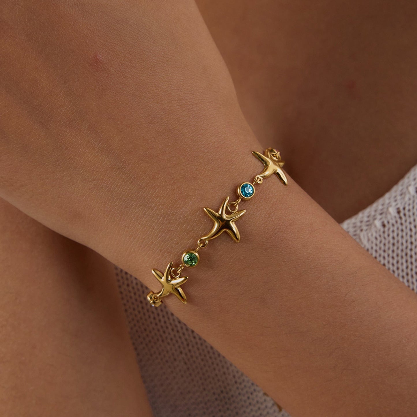 Women's Starfish Bracelet Gold Stainless Steel 3