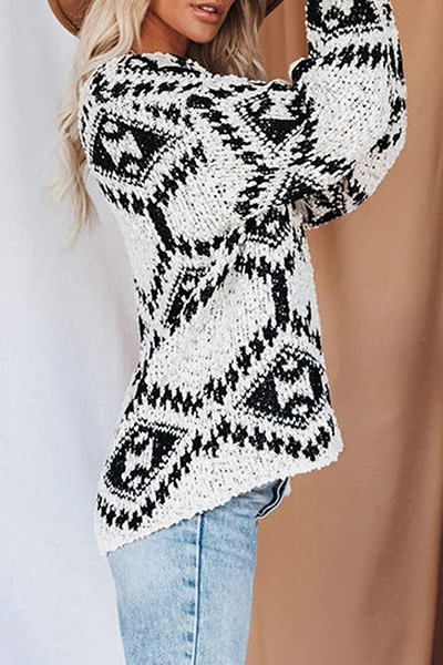 Women's Oversized Geometric V-Neck Sweater - Soft Knitwear for Casual Outings 8