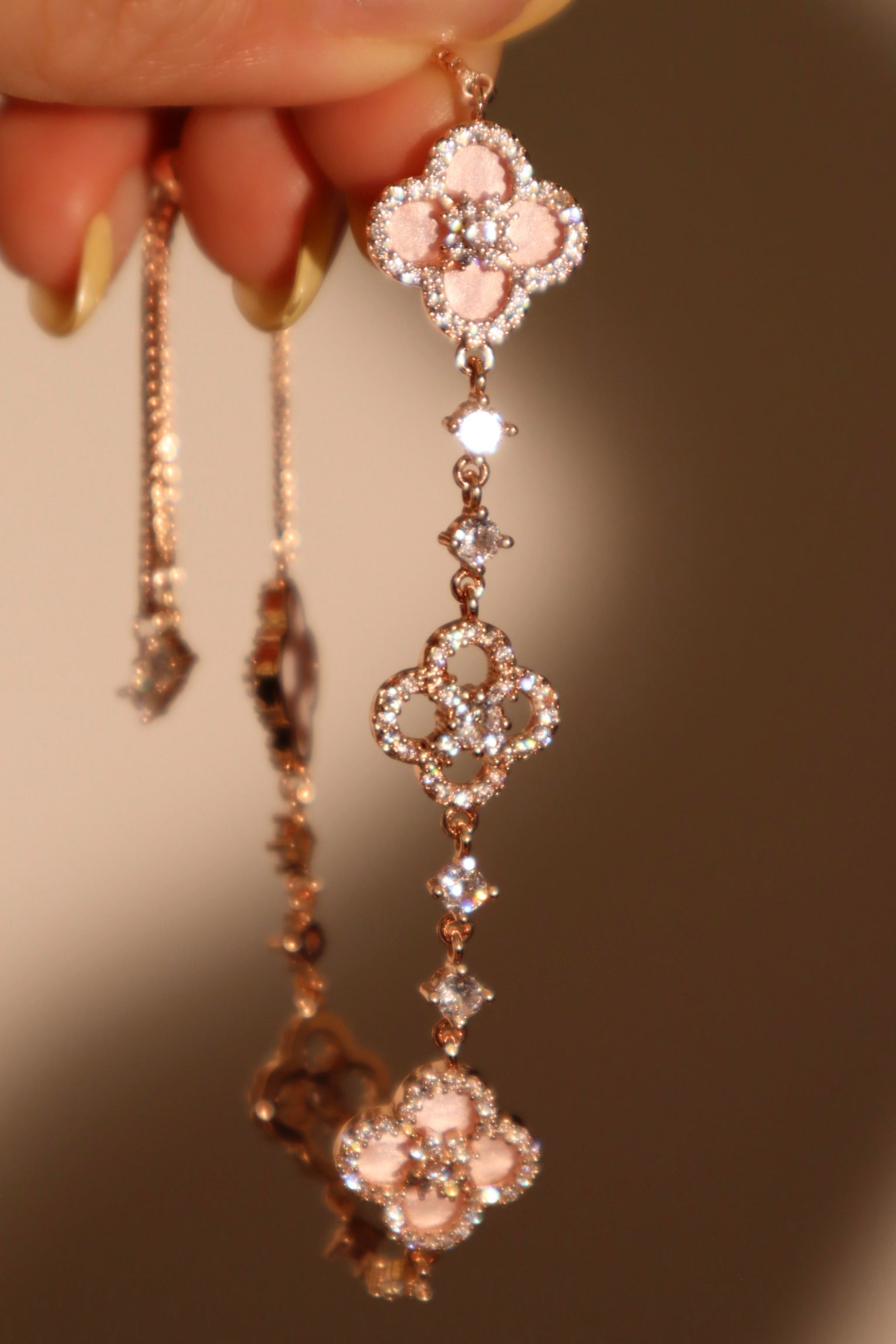 Women's Bracelet Pink Shell Pearls 14K Rose Gold Plated - 2