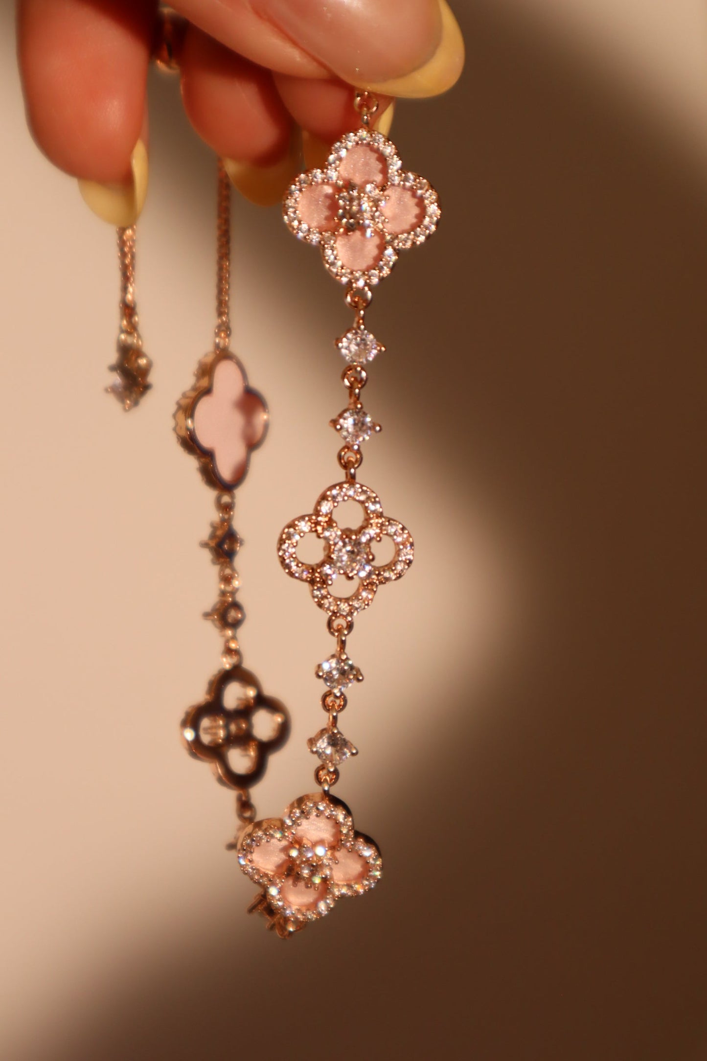 Women's Bracelet Pink Shell Pearls 14K Rose Gold Plated - 8