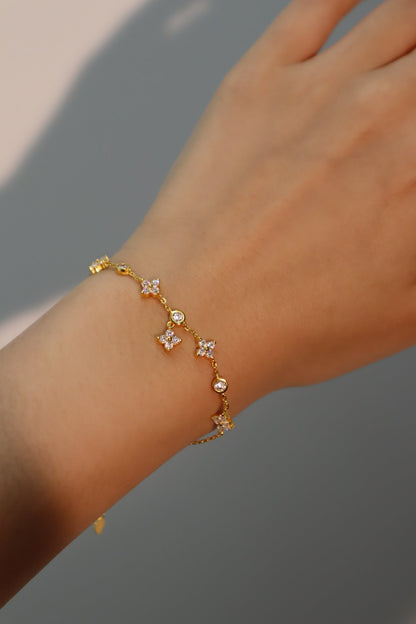 Women's Bracelet Gold Vermeil Zirconia Leaf Design - 2