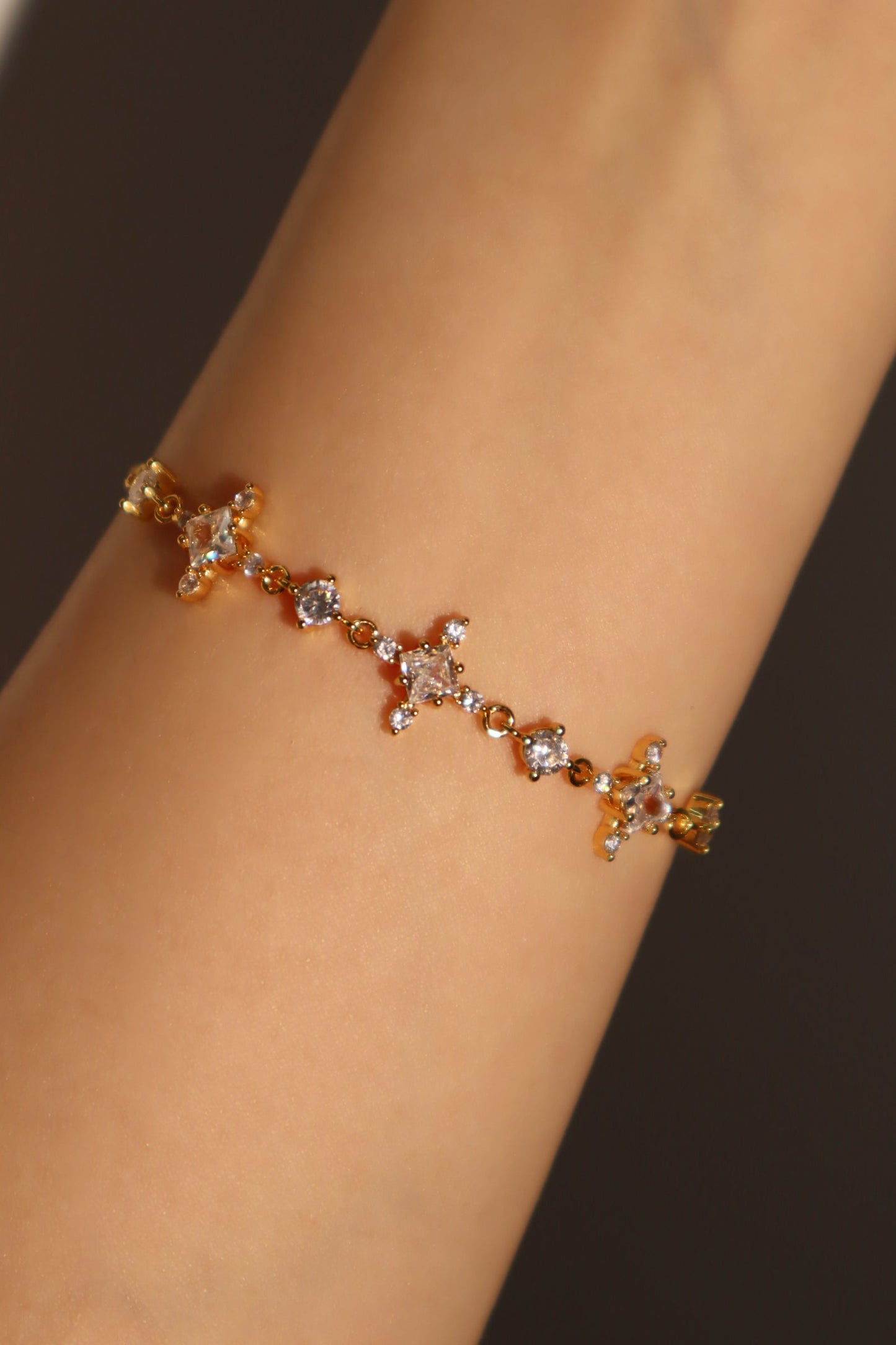 Unisex Bracelet Gold Plated Zirconia Diamond Adjustable 10 in - 7