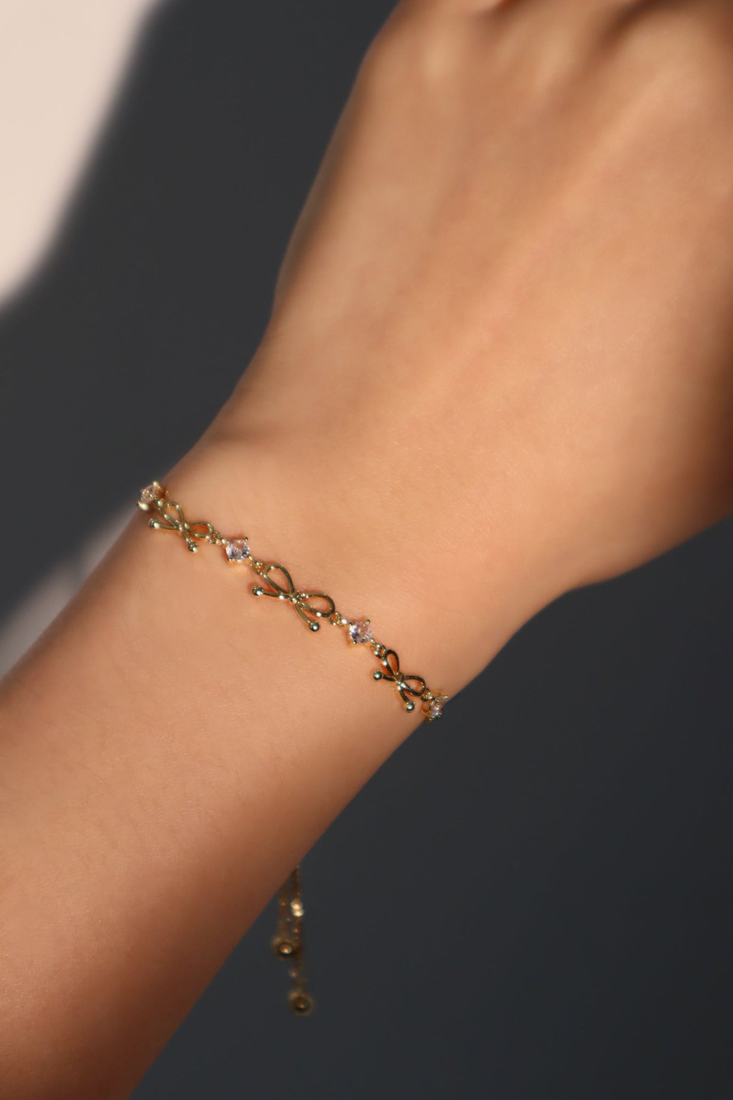 Women's Bowknot Bracelet Gold Plated Zirconia Diamonds Adjustable 9.4 in. - 5