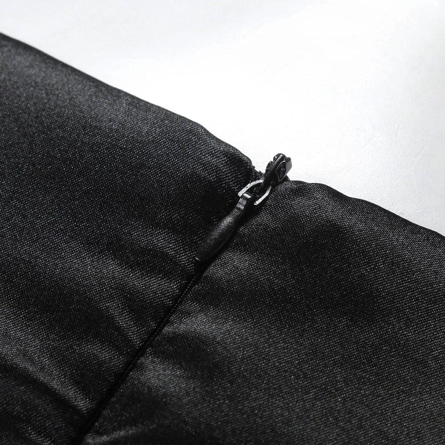 Women's Evening Gown Black Size M Satin - Elegant Formal Dress for Special Occasions-3