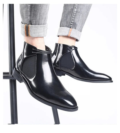 Men's Leather Chelsea Boots in Black – detail view | Hensley London