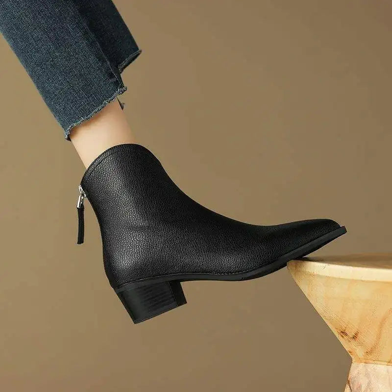 Women's Leather-Look Pointed-Toe Ankle Boots in Black – Product view | Hensley London