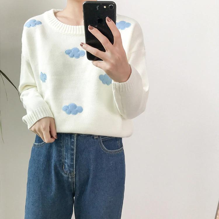 Adorable Clear and Cloudy Sky Loose Sweater 3