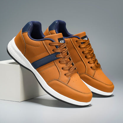 Men's Leather Lace-Up Low-Top Sneakers – product view | Hensley London