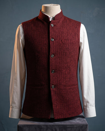 Men's Herringbone Nehru Waistcoat in Burgundy – front view | Hensley London