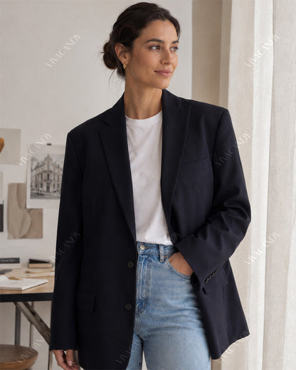 Women's Split-Back Longline Tailored Blazer in Midnight Navy – front view on model | Hensley London