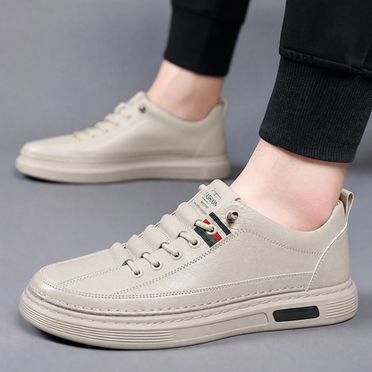 Men's Genuine Leather Low-Top Sneakers in Black – three-quarter view | Hensley London
