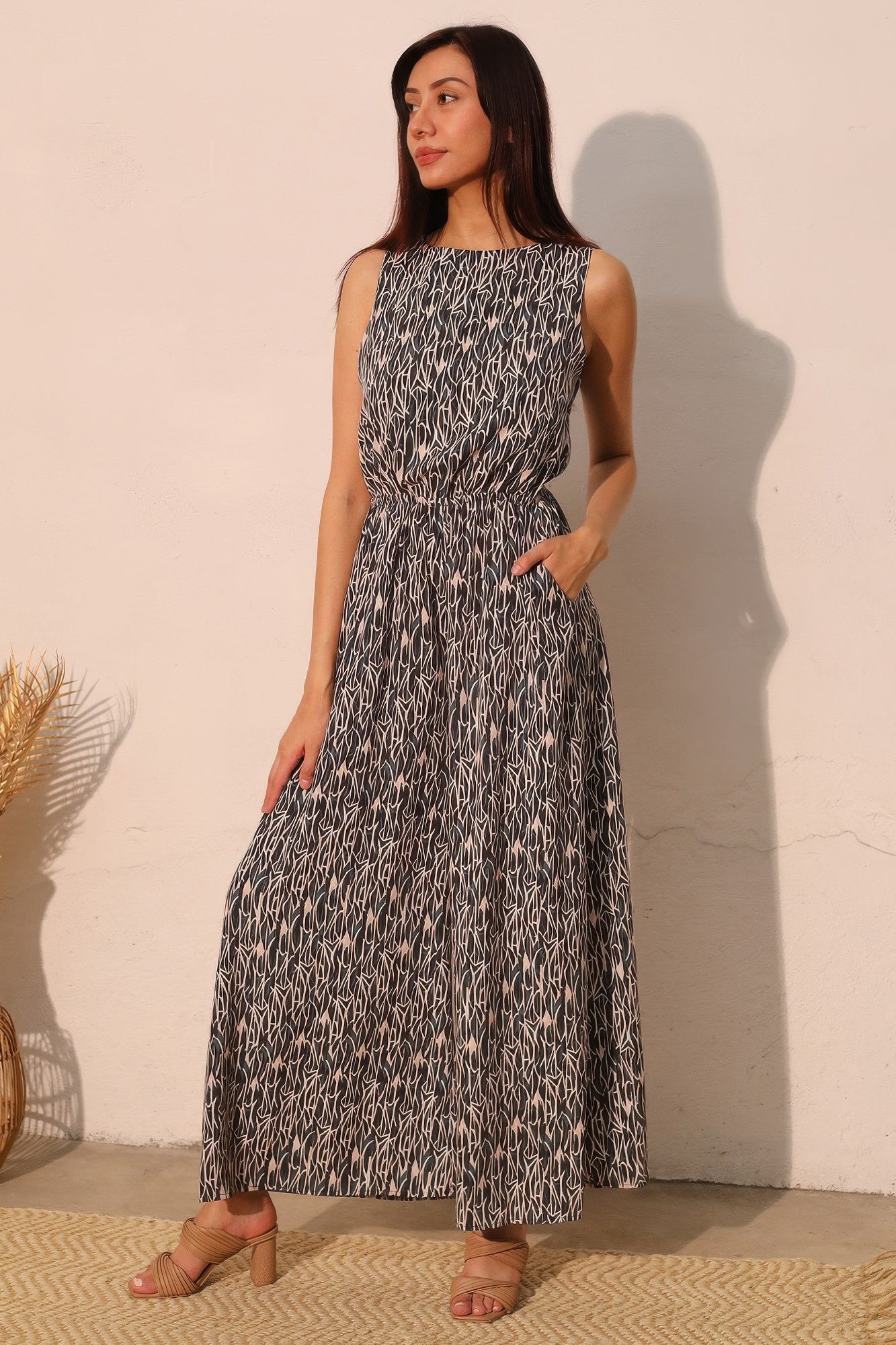 Women's Sleeveless Bubble Jumpsuit, Lightweight Wide-Leg Summer Outfit, Hunter Green - Image 2
