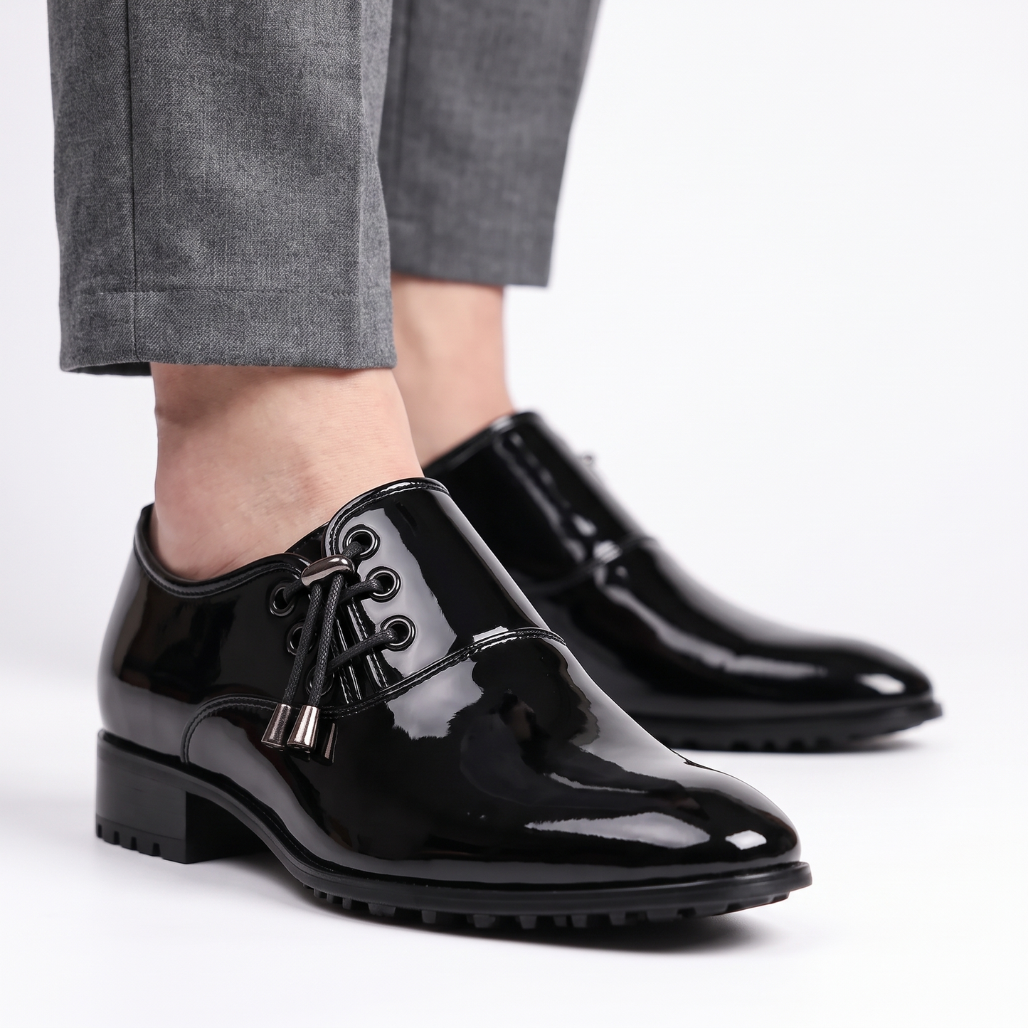 Men's Pointed-Toe Dress Shoes – angled view | Hensley London