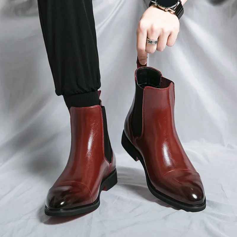 Men's Genuine Leather Cap-Toe Chelsea Boots – studio view 8 | Hensley London