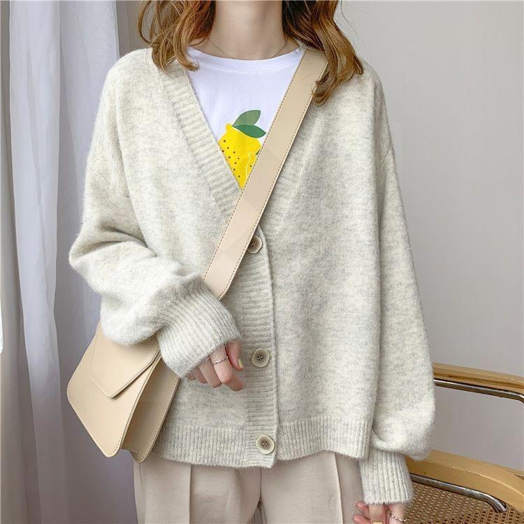 Chic Macaroon Colored Winter Cardigan 1