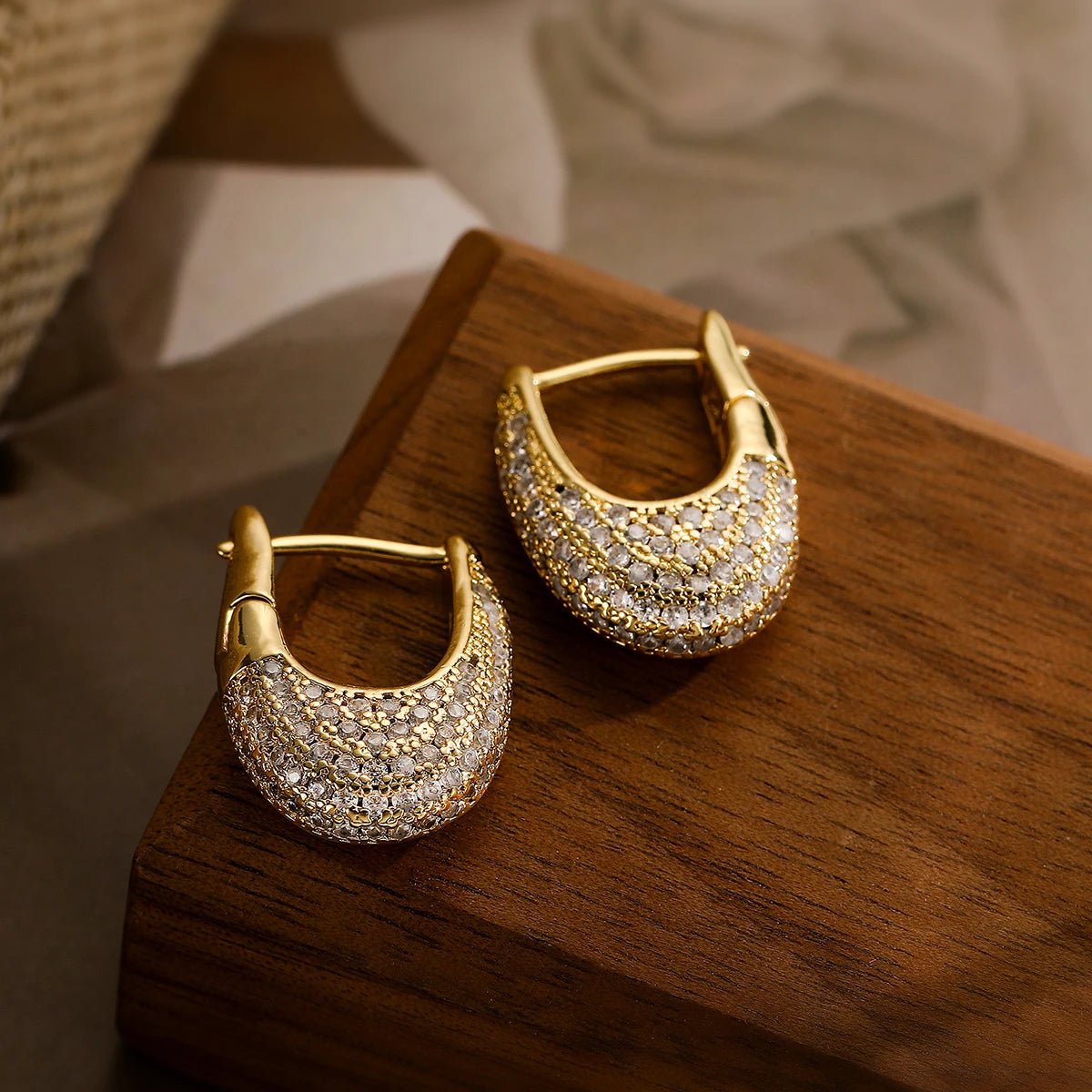 Chunky Diamond Hoop Earrings with Colorful Zircon Accents – Elegant Gold Jewelry for Women 2