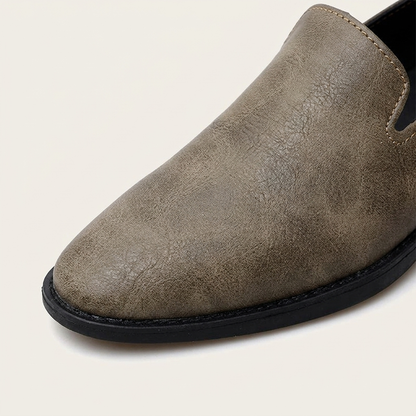 Men's Pointed-Toe Leather Loafers in Brown – angled view | Hensley London