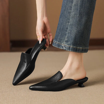 Women's Sculpted Pointed-Toe Kitten-Heel Mules in Black – product view | Hensley London
