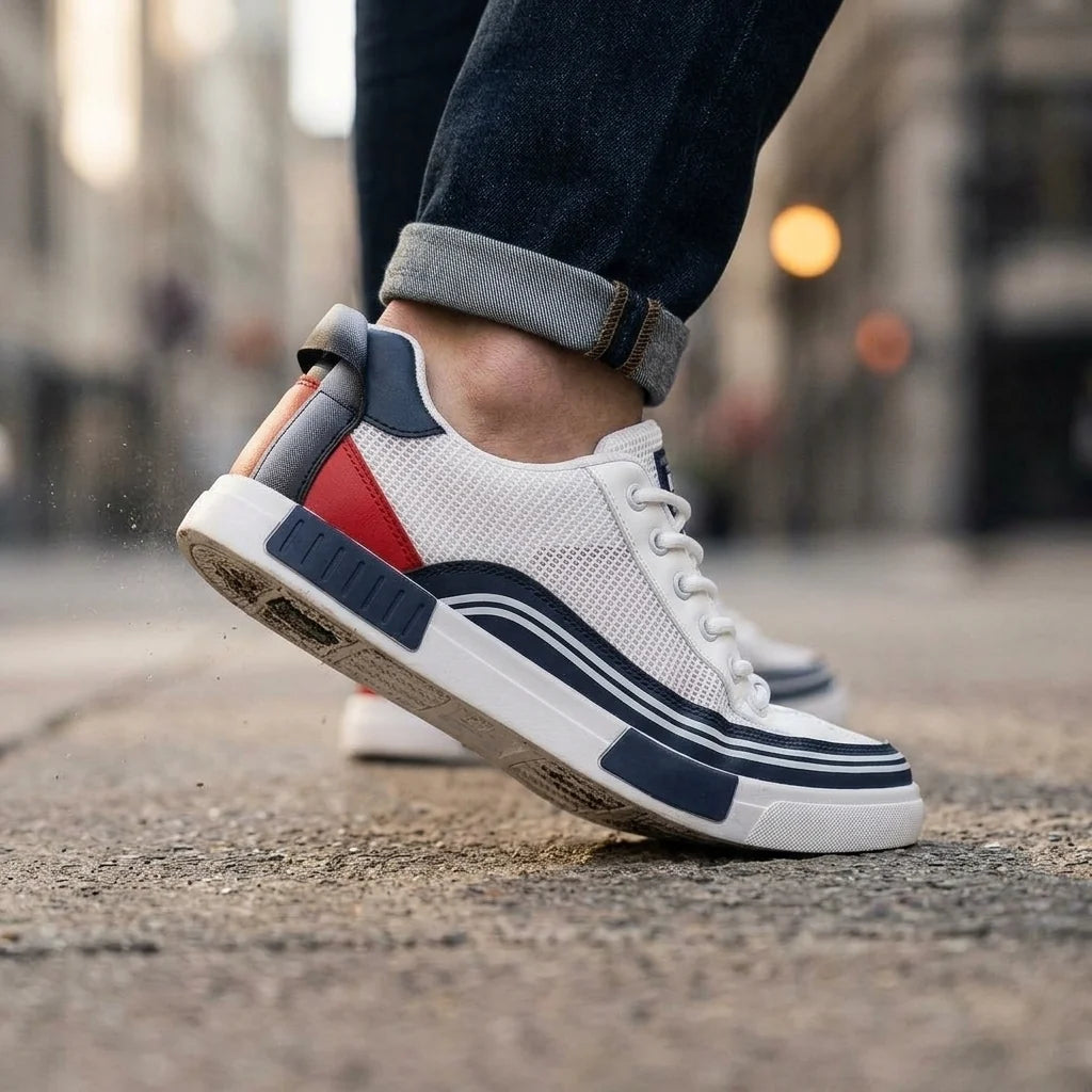 Men's Colour-Block Low-Top Lace-Up Sneakers in Blue – product view | Hensley London