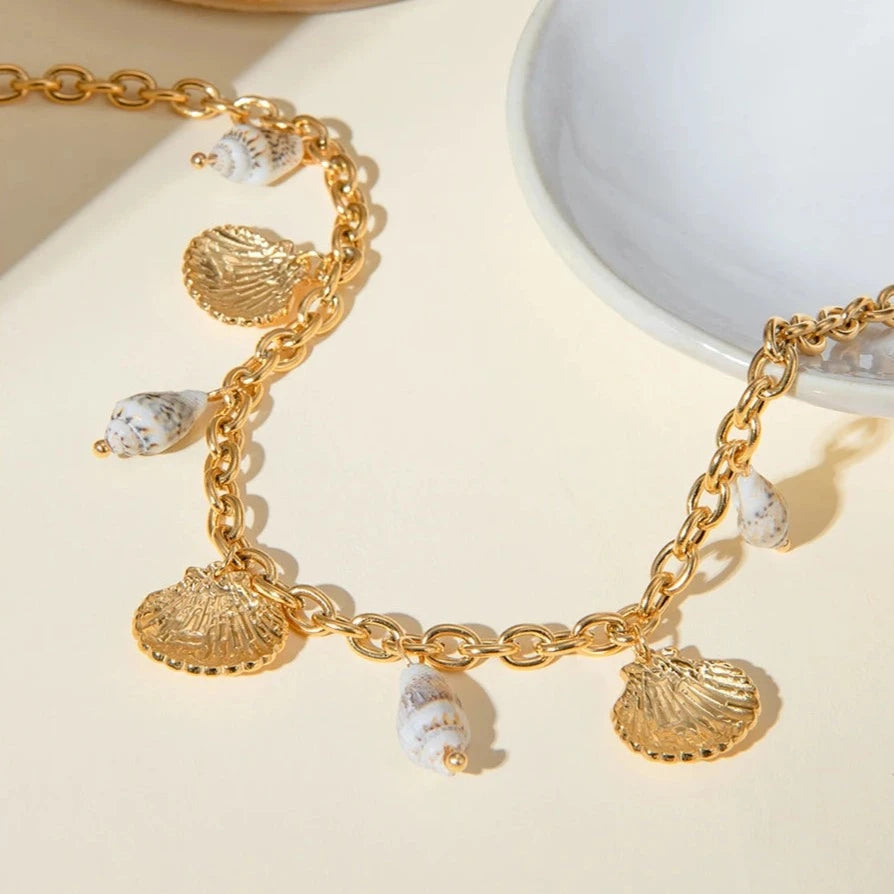 Dainty Gold Seashell Necklace with Adjustable Gold Chain – Hypoallergenic Ocean-Inspired Jewelry for Women 5