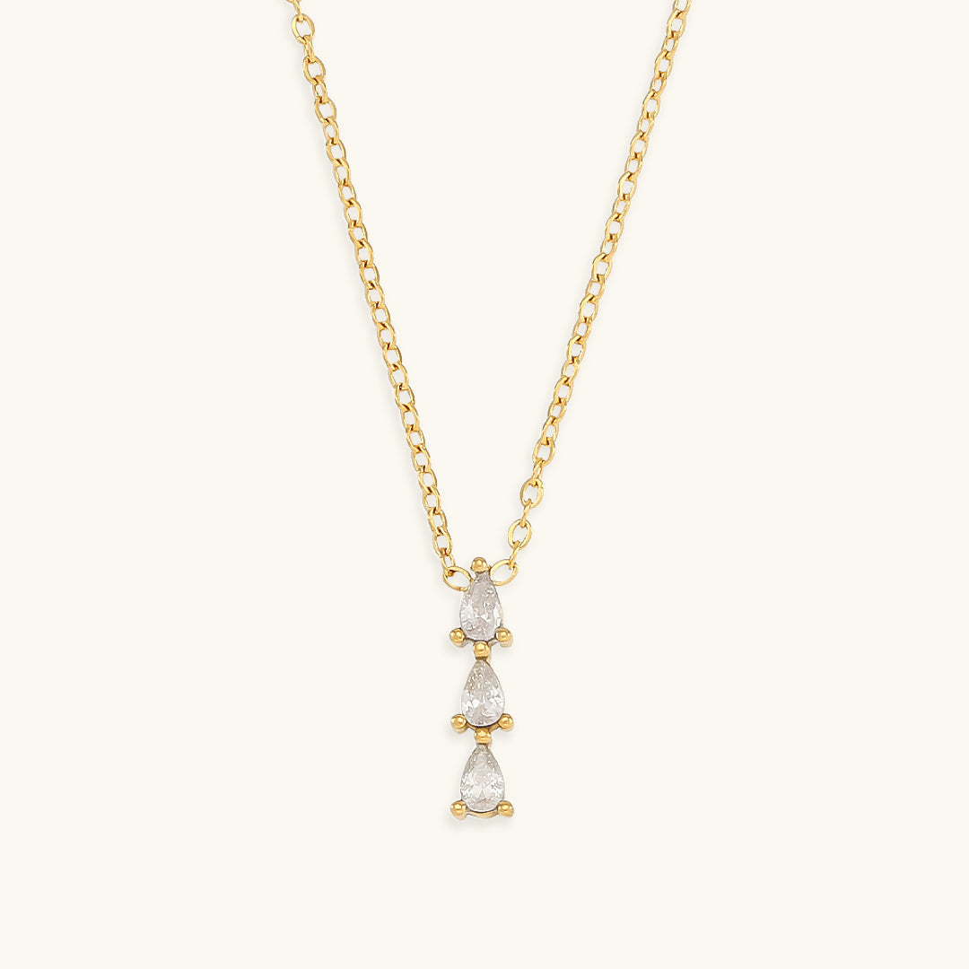 Elegant 18K Gold-Plated Necklace with Teardrop Diamond Simulants – Waterproof and Hypoallergenic 0